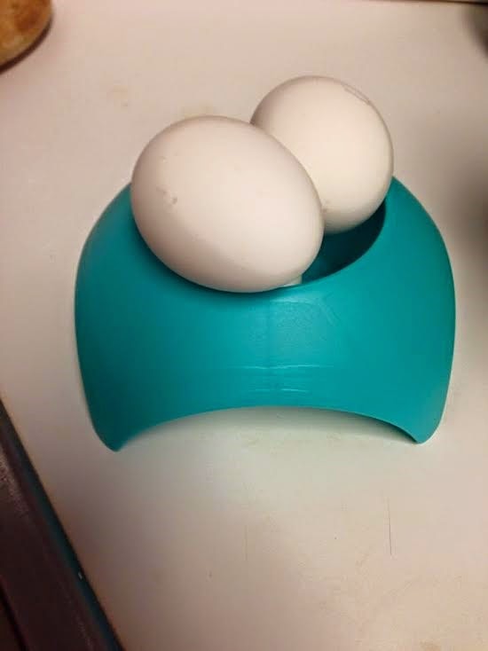 [eggs%255B6%255D.jpg]