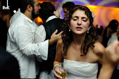 Fotos do evento Joana e Mauro. Foto numero 89 de Rogerio von Kruger, fotografo no Rio de Janeiro (RJ), que faz fotos de casamento, fotos de musica, fotos de shows e fotos de eventos. Rogerio von Kruger faz fotos digitais de casamento no Rio de Janeiro, RJ. fotos de casamento foto digital rio janeiro rj festa noiva noivas festas album casamentos digitais retrato fotografia e filmagem