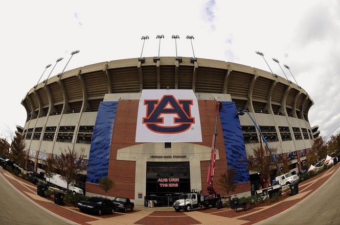 [auburn-stadium3.jpg]