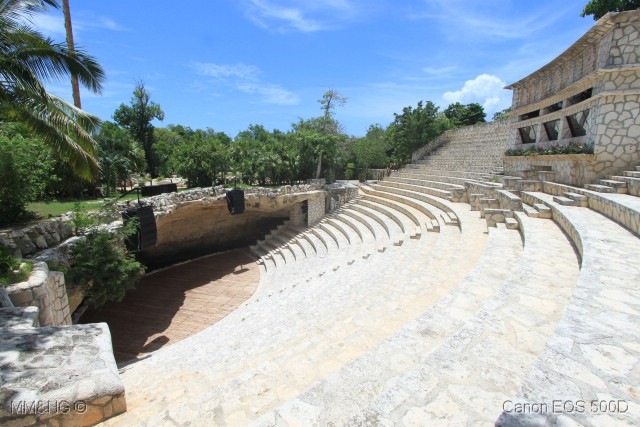 [193_Anfiteatro14.jpg]