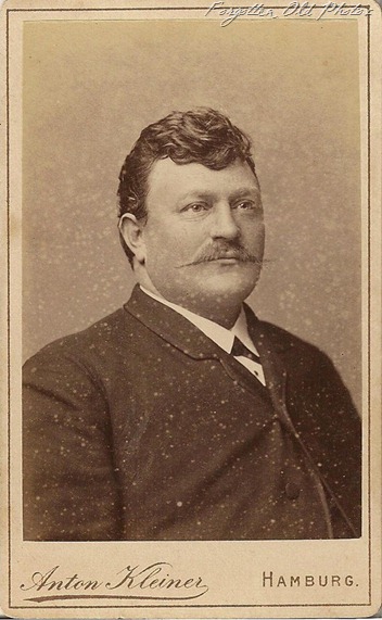 CdV Captain DL Antiques