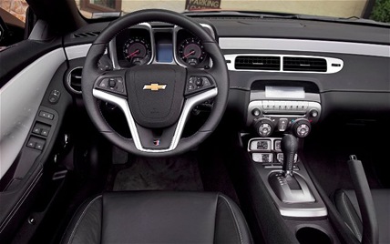2012-chevrolet-camaro-RS-45th-anniversary-convertible-steering-wheel