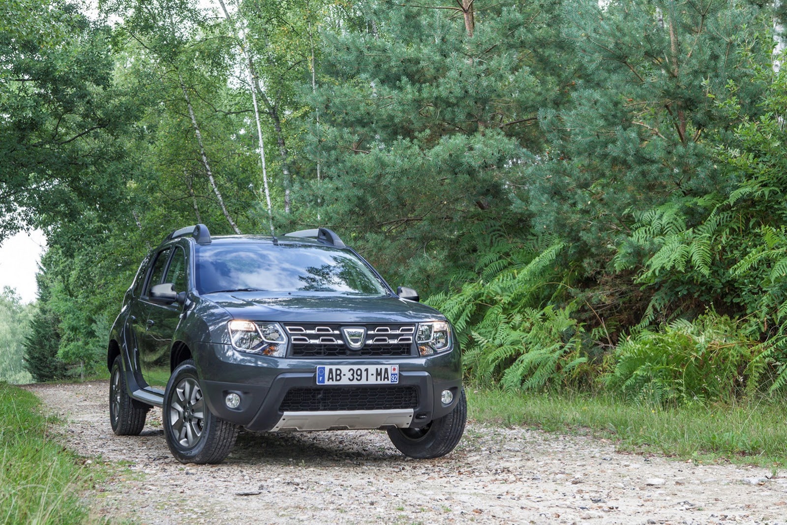 [Dacia-Duster-Facelift-1%255B2%255D.jpg]