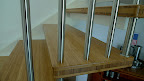 40mm plate i trapp. Struktur: vertikal. Farge: caramel.