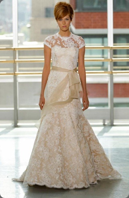 wedding dress 524639_10150934912333082_62519623081_13070603_2042593575_n rivini