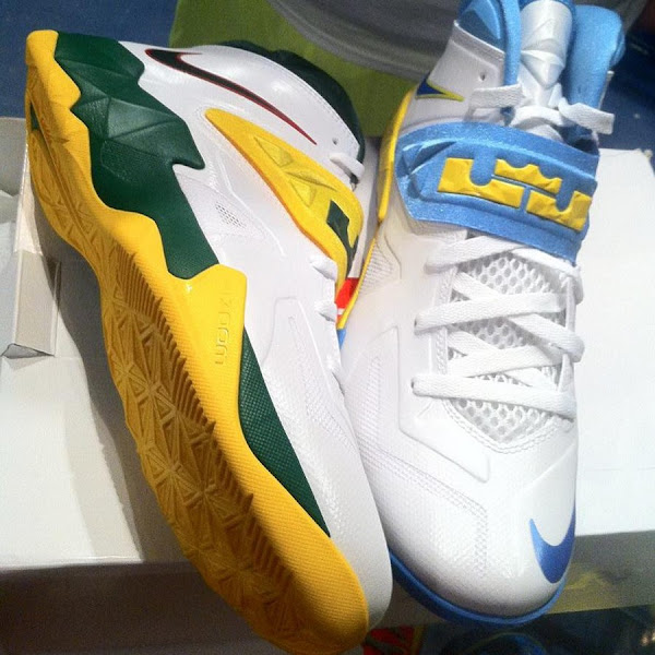 Nike Zoom Soldier VII 8211 Seattle Storm amp Chicago Sky PEs