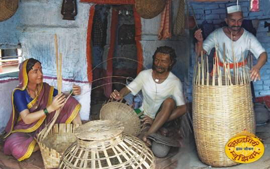 INDIA's Wax museum in KOLHAPUR capturing village life in India