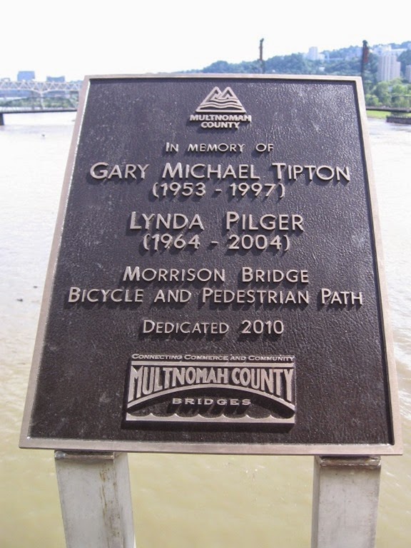 [IMG_3362-Morrison-Bridge-Bicycle--Pe.jpg]