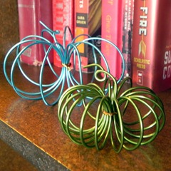 dollar store wire pumpkins square 