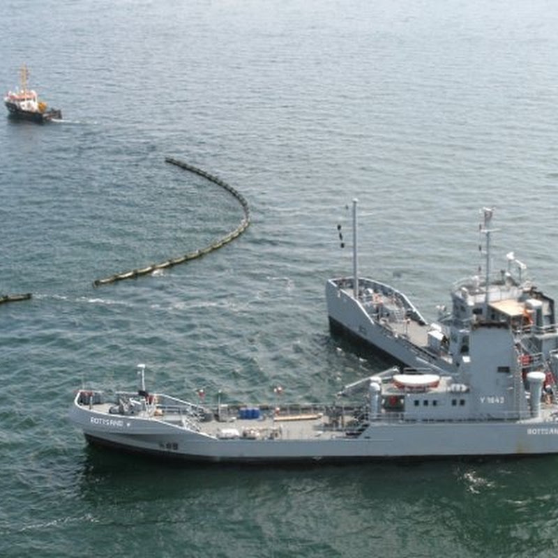 German Oil Recovery Ship That Splits Into Two Amusing
