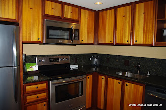 full kitchen