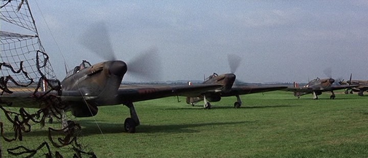 [BoB-Hurricanes-Arrive2.jpg]