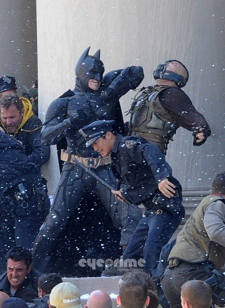 TDKR fight 01