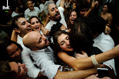 Fotos do evento Joana e Mauro. Foto numero 76 de Rogerio von Kruger, fotografo no Rio de Janeiro (RJ), que faz fotos de casamento, fotos de musica, fotos de shows e fotos de eventos. Rogerio von Kruger faz fotos digitais de casamento no Rio de Janeiro, RJ. fotos de casamento foto digital rio janeiro rj festa noiva noivas festas album casamentos digitais retrato fotografia e filmagem