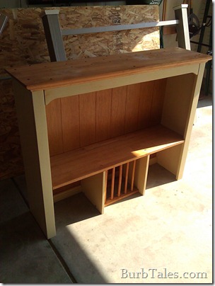 Buffet hutch before refinished 2 Buffet hutch before refinished 2