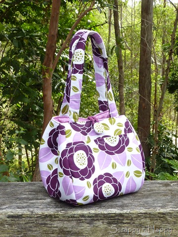 [Tulip%2520purse%2520front%255B3%255D.jpg]