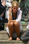 Yes I'm here sitting on a step with this guy shooting a upskirt
