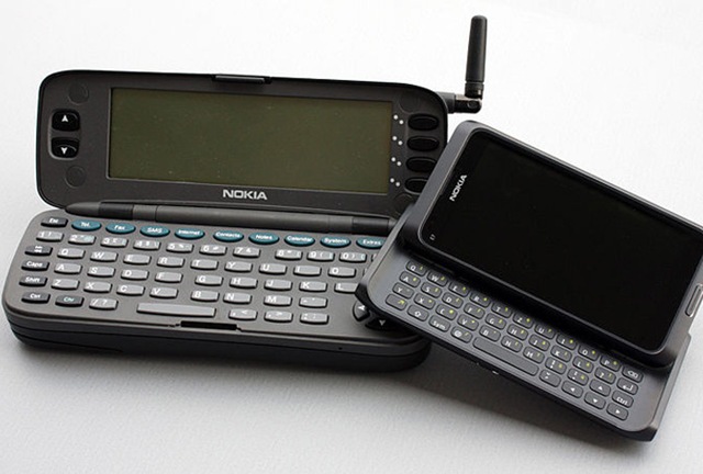 [Nokia9000Communicator3.jpg]