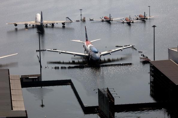 Planes at Bangkok's flooded Don Mueang airport, November 2011. Paula Bronstein / Getty Images