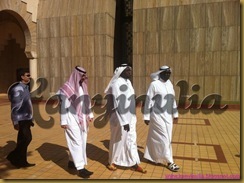 390261_10150512978005864_666715863_10770893_765812109_n