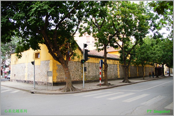 Hoa Lo Prison Museum 