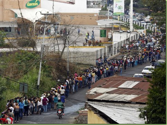Venezuela-food-line-Reuters