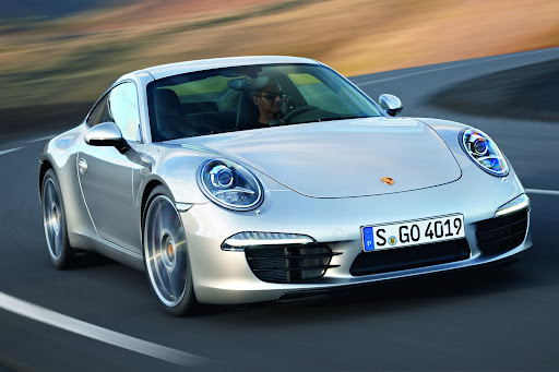 PORSCHE_991_02.jpg
