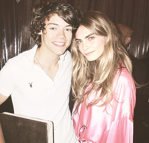 [cara-delevingne-harry-styles-tumblr_%255B2%255D.png]