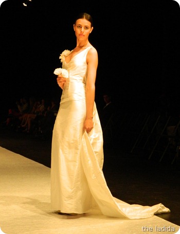 Vanessa Burton - AGFW Fashion Show 2012 (10) Vanessa Burton - AGFW Fashion Show 2012 (10)