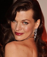 milla-jovovich-mermaid-wave