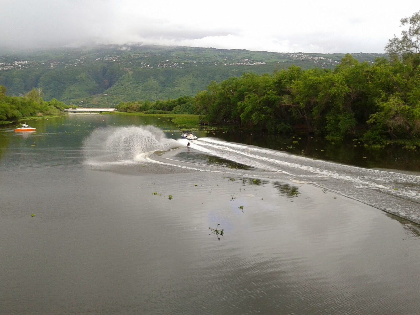 Direction La Réunion Balade à l'étang saint Paul