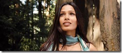dollys-from-holly.blogspot.com_Freida Pinto in Rise of the Planet of the Apes_04