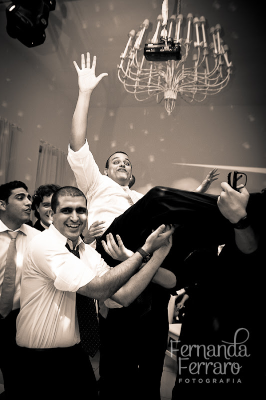 Fotos de É festa!. Foto numero 16 de Fernanda Ferraro, fotografa do Rio de Janeiro (RJ), que faz fotos de casamento (fotografias de casamentos) e fotos de eventos em todo o Rio de Janeiro. casamento Festa de foto Rio Janeiro Dia da noiva retrato fotos rio janeiro fotografo fotografa site fotografos imagem festa eventos