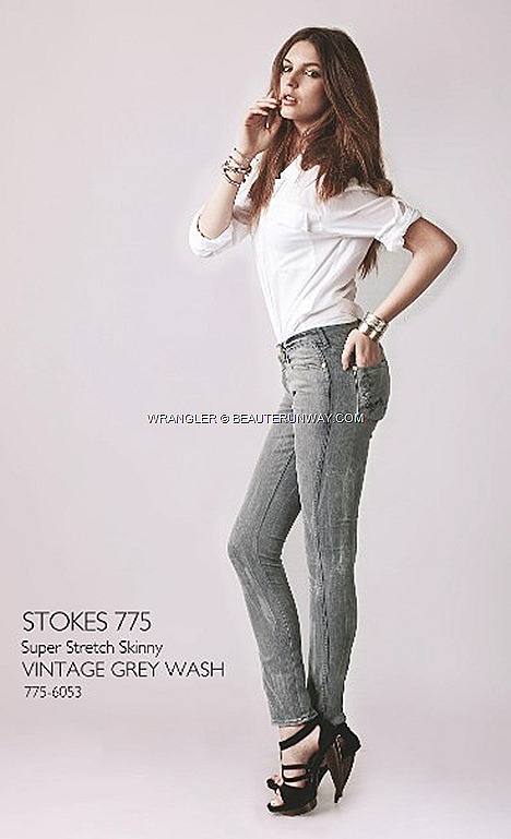 WRANGLER vintage Jeans skinny slim cut super stretch denims ladies grey wash stroke  ION ORCHARD SINGAPORE