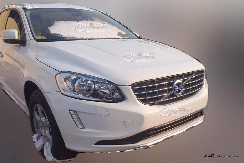 [2014-Volvo-XC60-323.jpg]