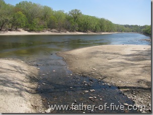 Another photo of The Mouth of Minnehaha Creek!  Dumping into the Mississippi River.  This one was taken frmo the vantage point of the wooden bridge in the photo below.