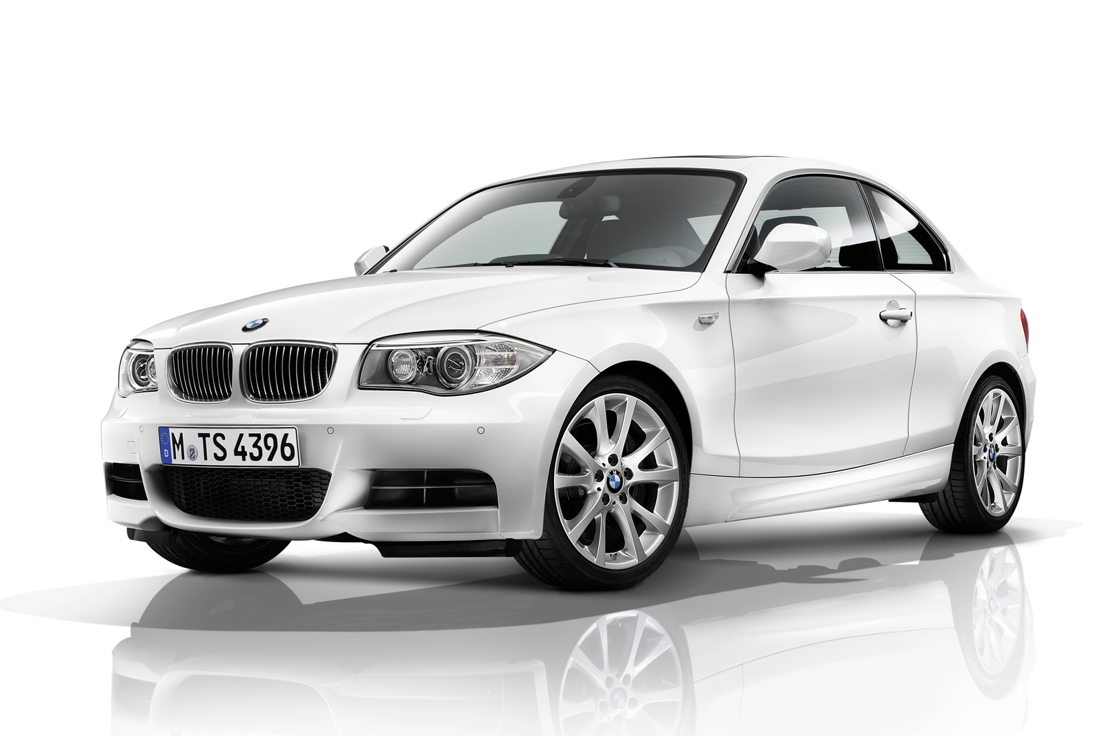 [View-3-BMW-1-Series-Coupe%255B3%255D.jpg]