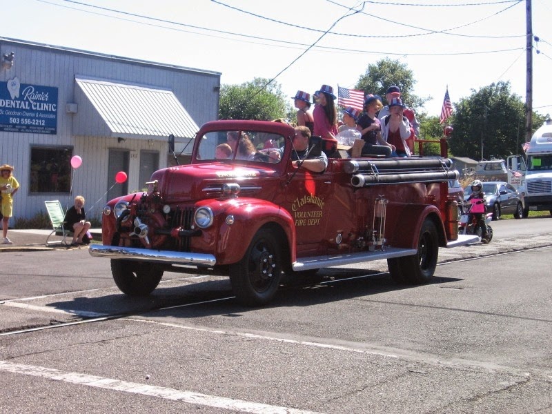 [IMG_1717%2520Clatskanie%2520Fire%2520Department%25201942%2520Ford%2520Fire%2520Truck%2520in%2520the%2520Rainier%2520Days%2520in%2520the%2520Park%2520Parade%2520on%2520July%252012%252C%25202008%255B2%255D.jpg]