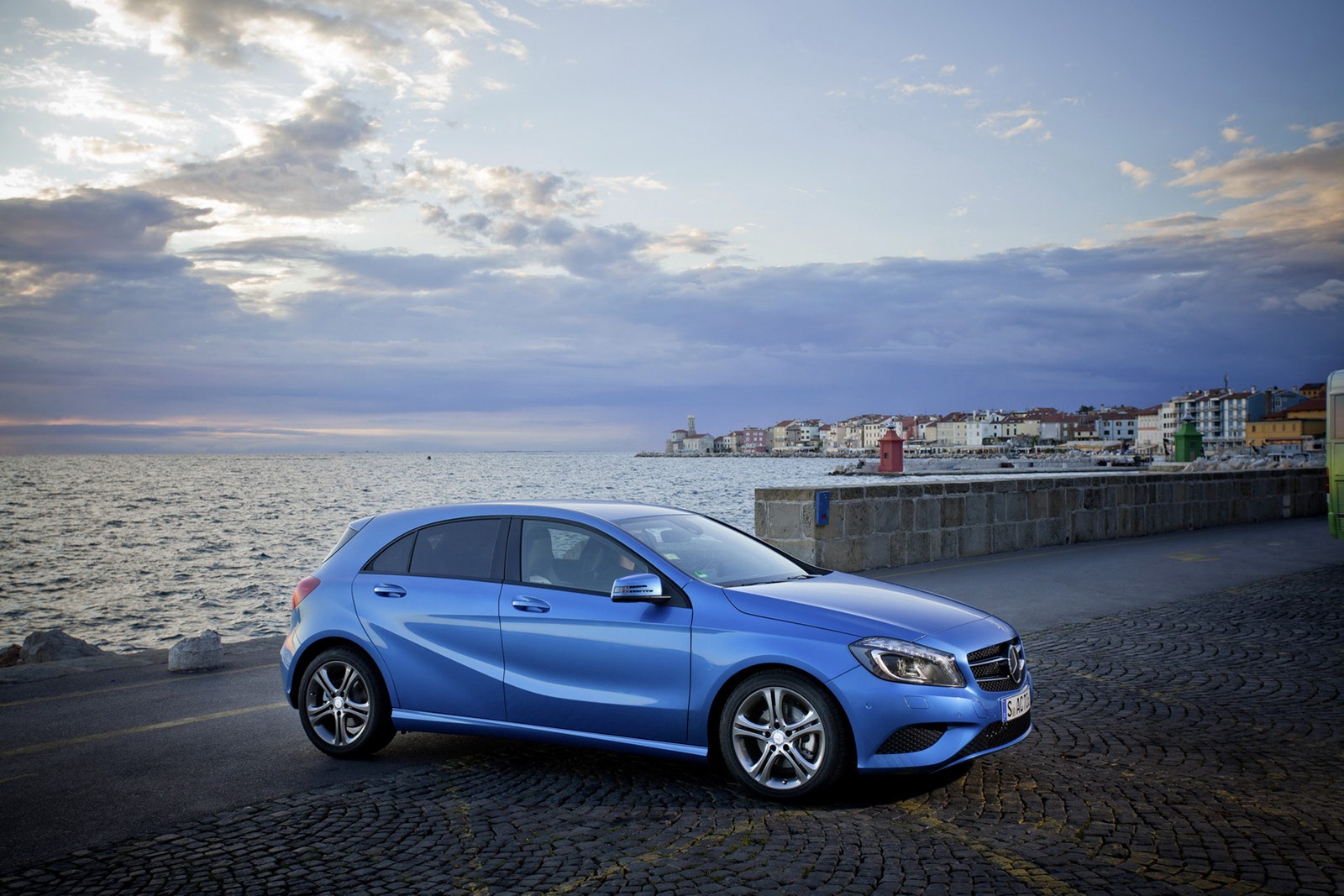 [Mercedes-A-Class-2013-1%255B2%255D.jpg]