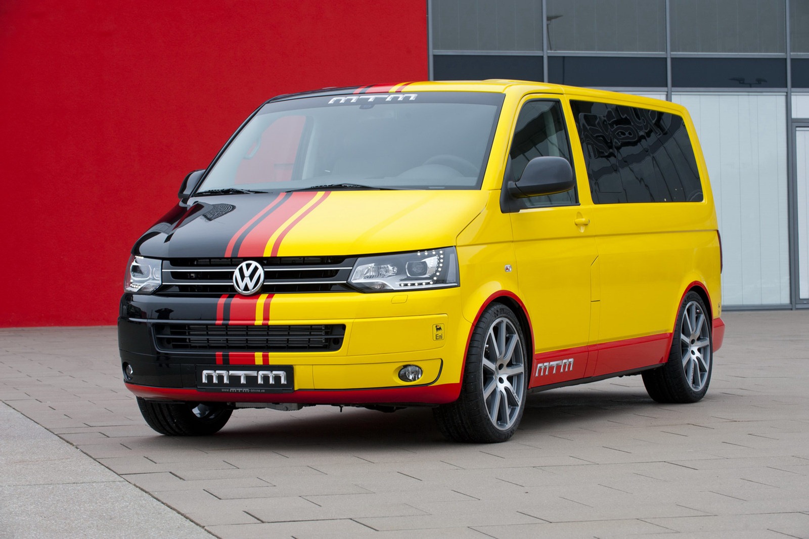 [MTM-2012-Geneva-Motor-Show-30%255B2%255D.jpg]