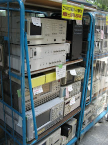 discount oscilloscopes and seismographs in akihabara