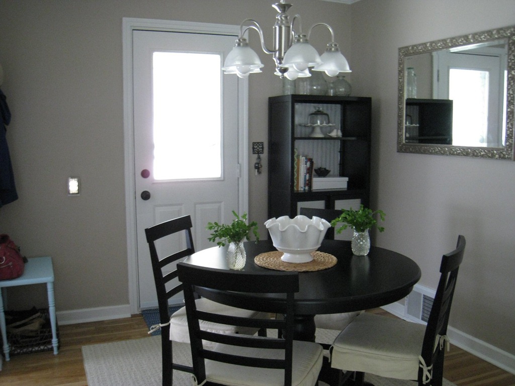 [dining2_athomewithh%255B5%255D.jpg]