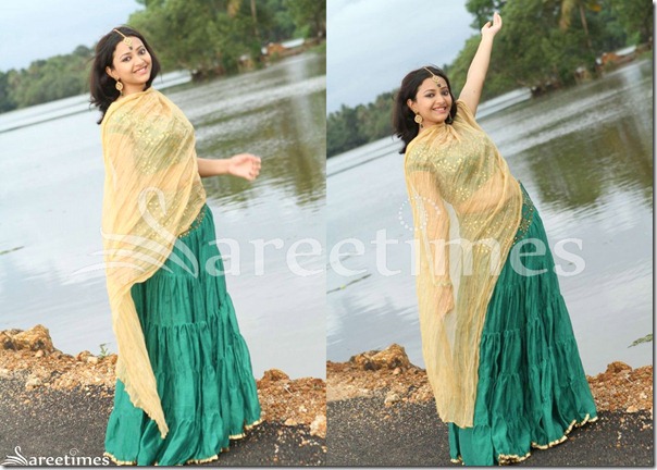 Swetha_Basu_Green_Lehenga