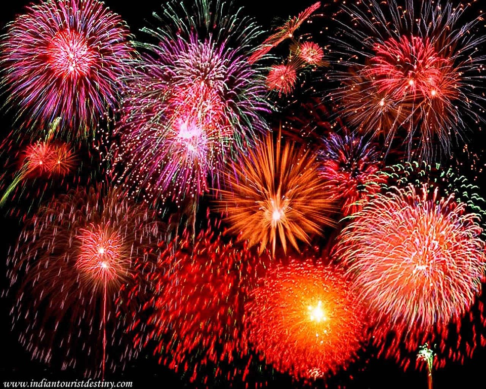[diwali_festival_fireworks%255B2%255D.jpg]
