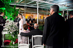 Fotos do evento Fernanda e Renato. Foto numero 31. Fotografia (fotografias) dos fotógrafos de casamento Wagner e Vanessa que fazem fotos de casamento (fotografia de casamento) no melhor estilo do fotojornalismo em Niterói, RJ, e outras cidades do Rio de Janeiro. fotos casamento niterói de rj festa rio janeiro niteroi festas para casamentos foto fotojornalismo fotografia decoraçao em fotógrafo sites fotógrafos decoração