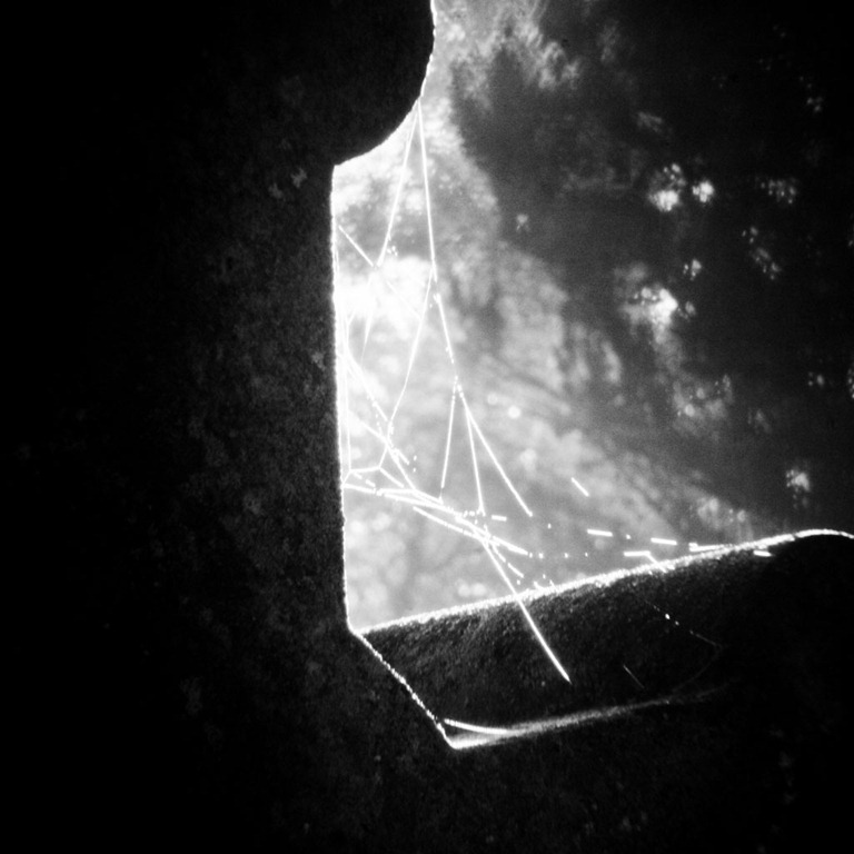 [The-Graveyard-10%255B3%255D.jpg]