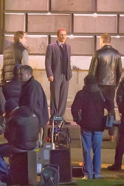 Johnny Depp bokszerben és térdig érő zokniban a Mortdecai forgatásán 13 Johnny Depp bokszerben és térdig érő zokniban a Mortdecai forgatásán 13
