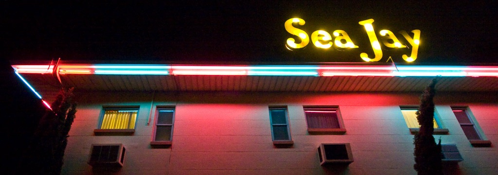 [Neons-of-Florida---Sea-Jay-Motel-63.jpg]