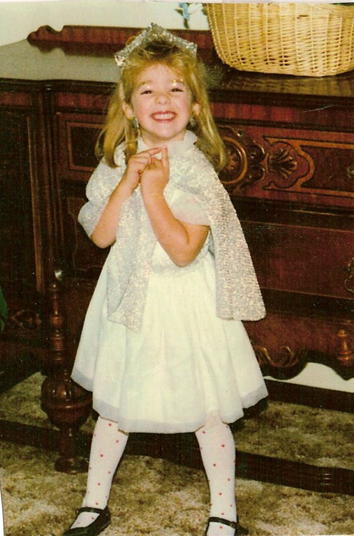 [Childhood%2520-%2520Jennie%2520%252816%2529%255B4%255D.jpg]