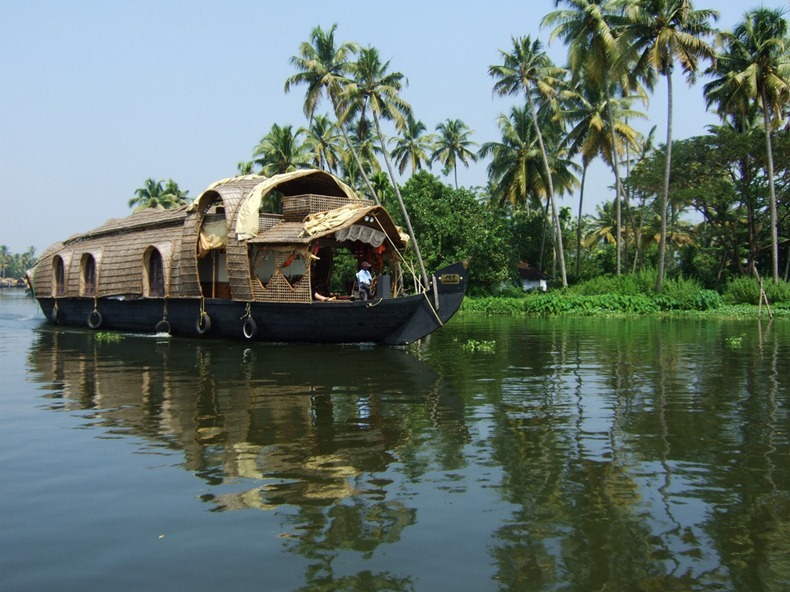 kerela-backwaters-11 kerela-backwaters-11